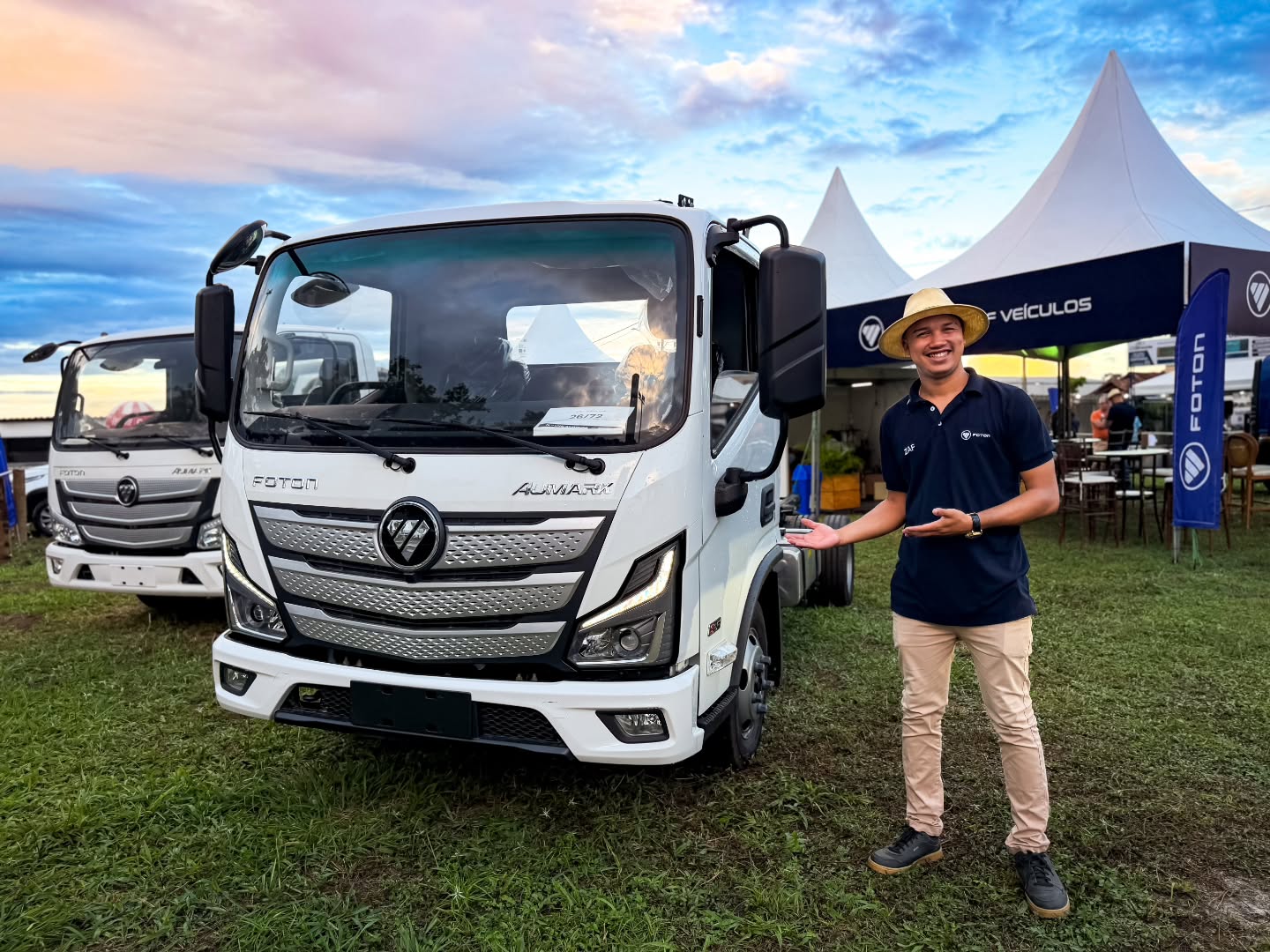 Foton Aumark S takes center stage at our booth!
